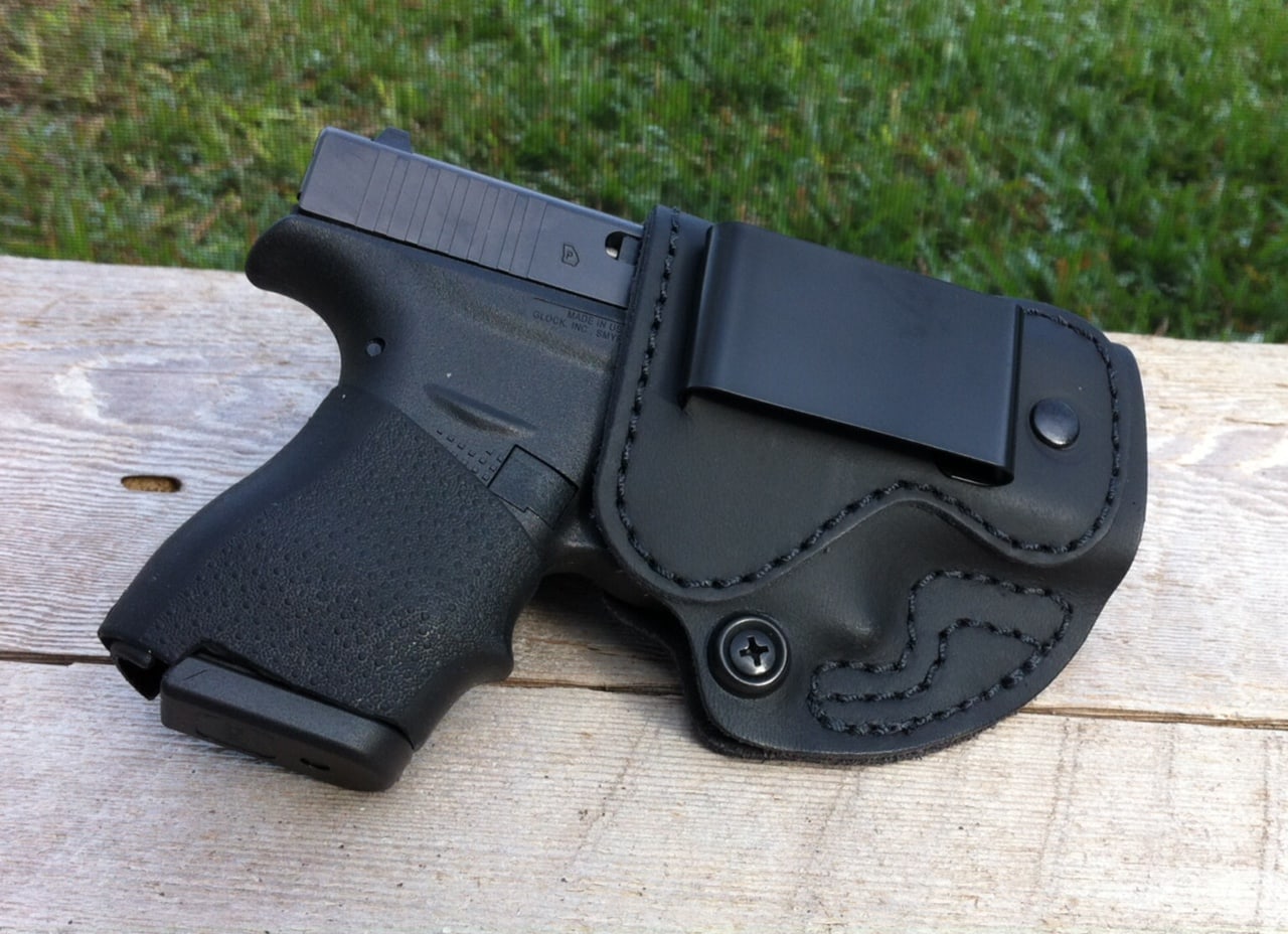Best Glock 42 Holsters 2022 Guide Gun Mann